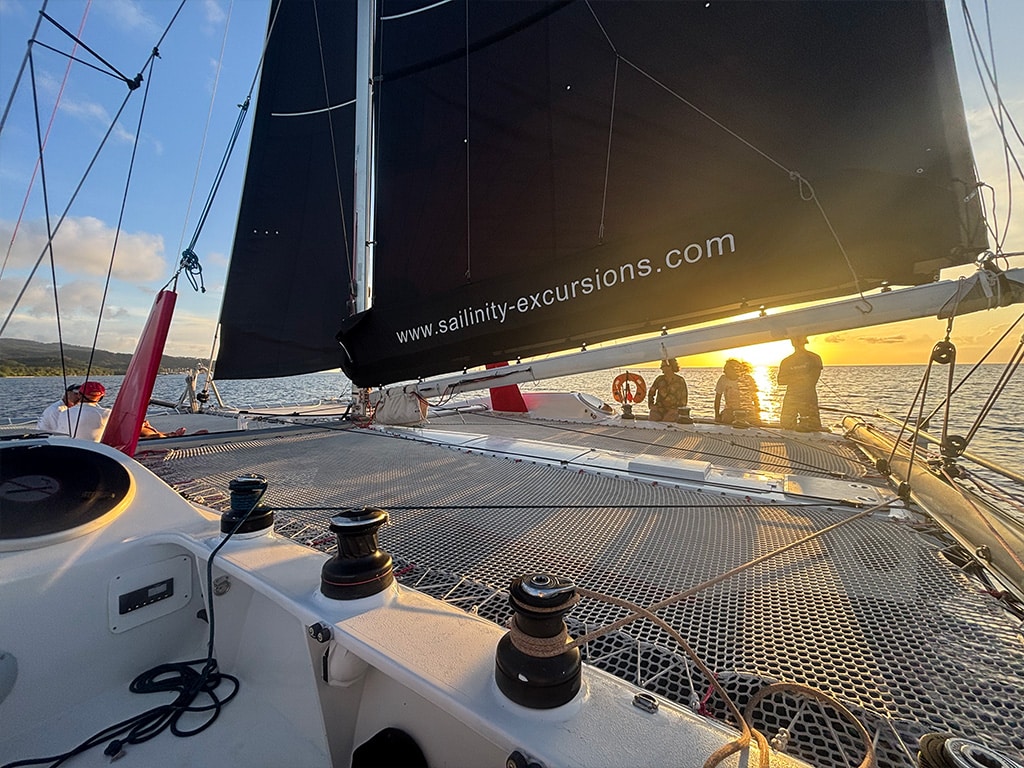 sunset-voile-logo-Sailinity - Sailinity - Excursions à la voile entre Raiatea et Taha'a Sunset voile logo sailinity Sailinity Excursions à La Voile Entre Raiatea Et Tahaa